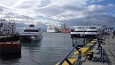 Katamaránok várakoznak Ushuaia kikötőjében.