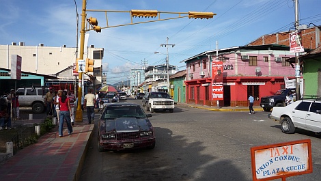Taxira vadászni Güiria központjában - nézze meg nagyban is!